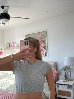 ALO Yoga Heather Gray Cropped tee